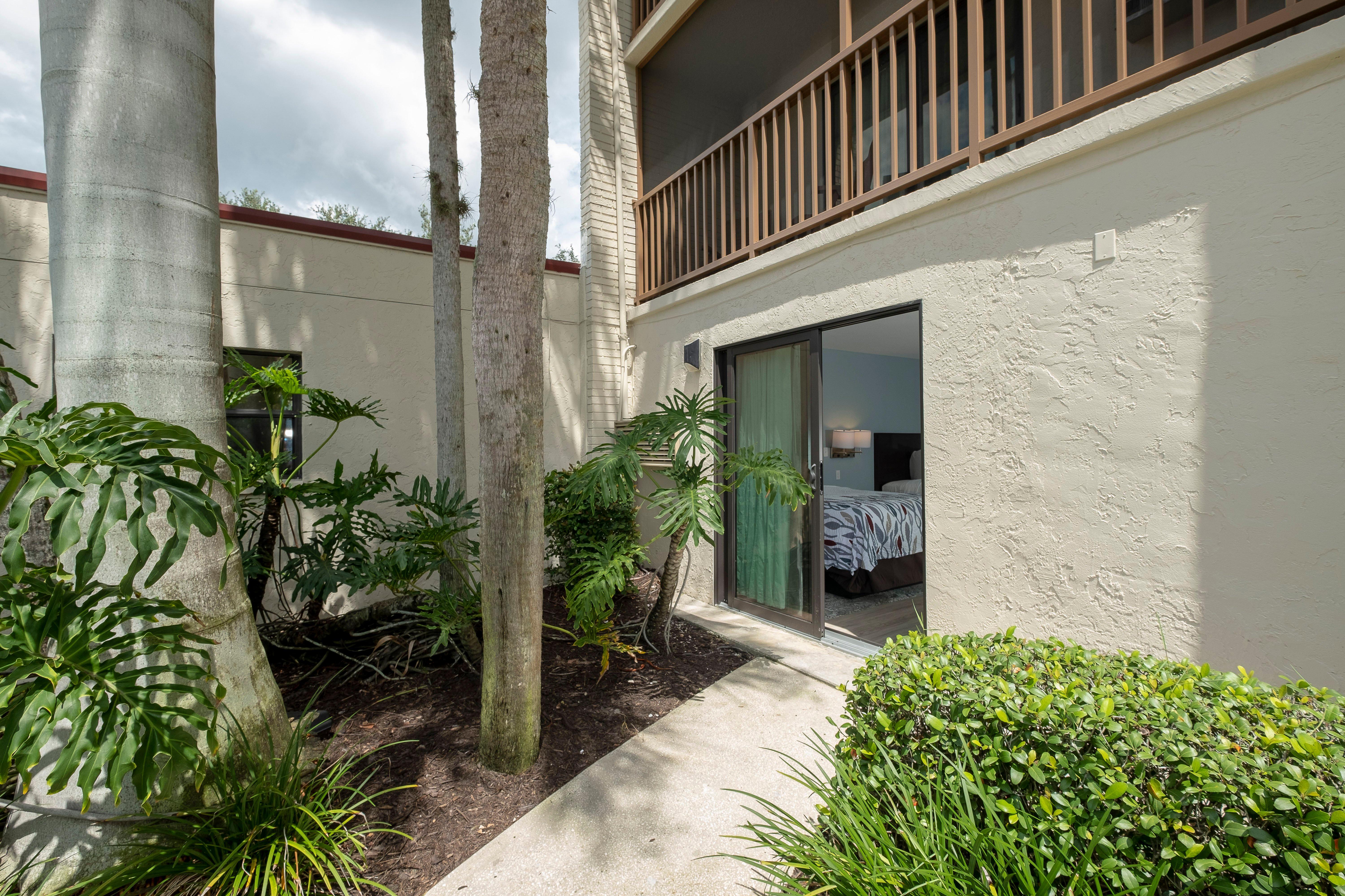 Red Roof Inn Plus+ & Suites Naples Downtown-5Th Ave S Екстер'єр фото